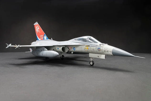Samolot F-CK-1C Ching-Kuo AR48108 AFV