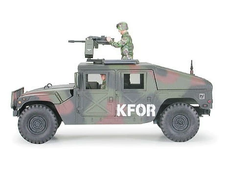 Samochód wielozadaniowy M1025 HMMWV Humvee 35263 Tamiya