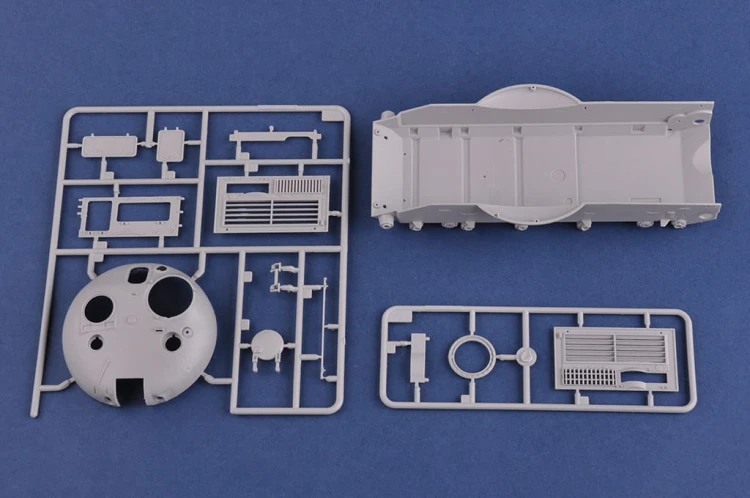 Ciężarówka KrAZ-6446 z MAZ/ChMZAP-5247G 85513 Hobby Boss