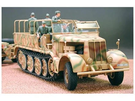 Ciągnik półgąsienicowy FAMO & przyczepa Sd.Ah.116 35246 Tamiya