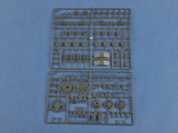 Czołg T-35 before 1938 83842 Hobby Boss