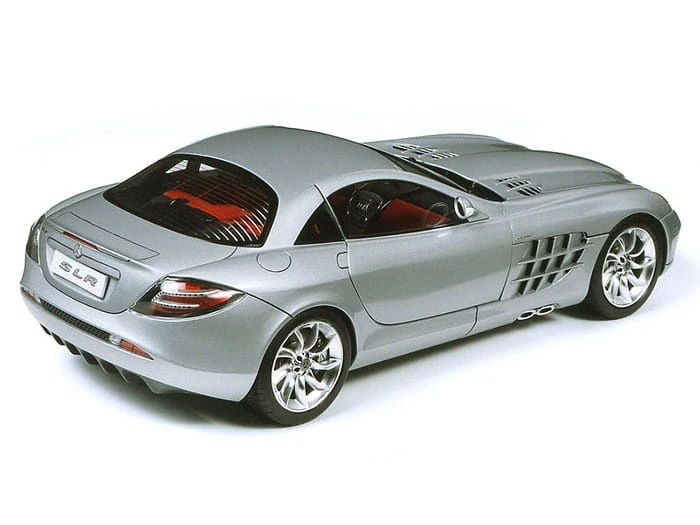 Mercedes Benz SLR McLaren 24290 Tamiya