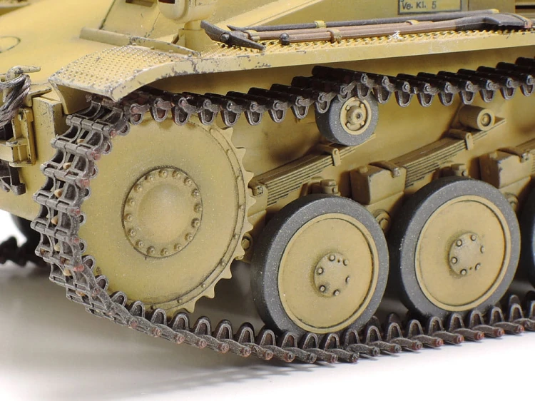 Działo samobieżne Wespe leFH18/2 35358 Tamiya