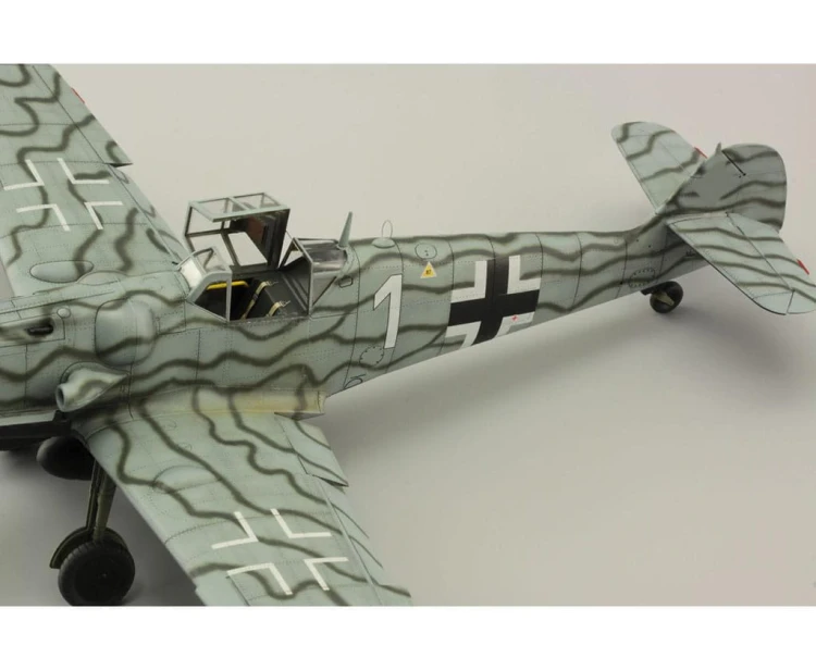 Samolot Messerschmitt Bf 109G-5 82112 Eduard
