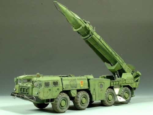 Wyrzutnia SS-1c Scud-B na MAZ-543 3520 Dragon
