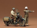 Motocykl policyjny Harley Davidson WLA 750 35084 Tamiya