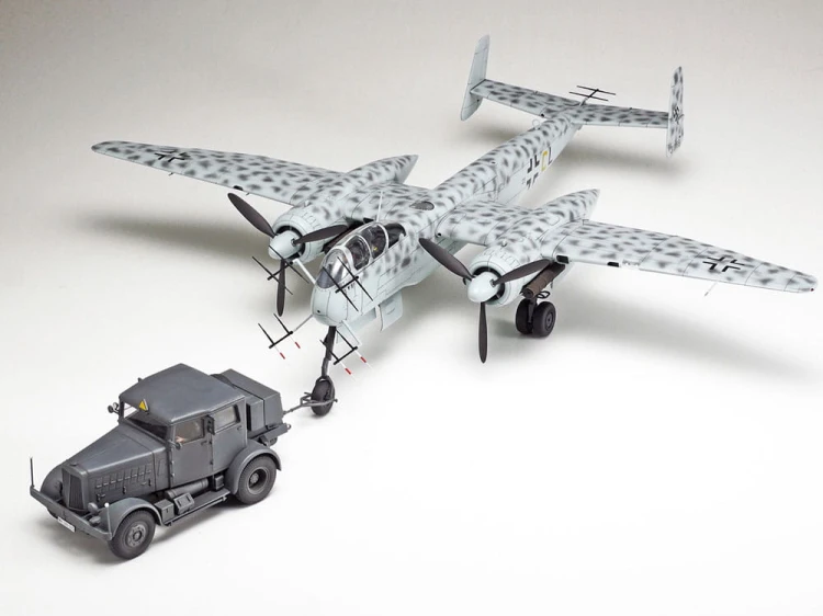 Ciągnik Hanomag SS100 32593 Tamiya