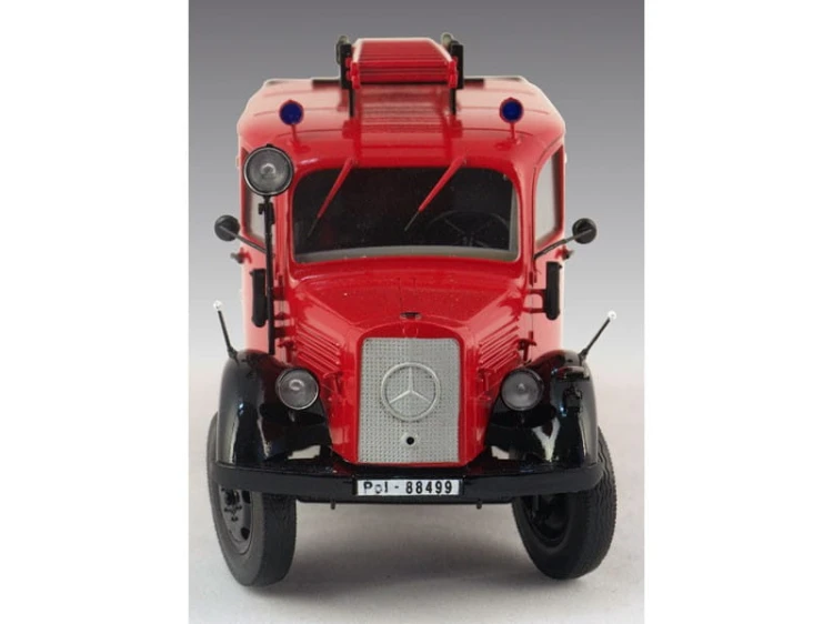 Samochód Mercedes Benz L1500S LF8 35527 ICM