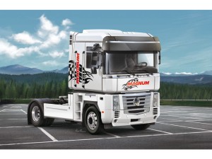 Renault AE500 Magnum 2001